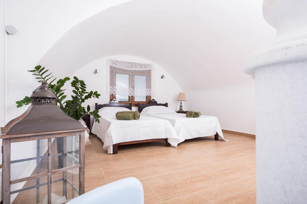 Akrotírion Zeus Residence מראה חיצוני תמונה